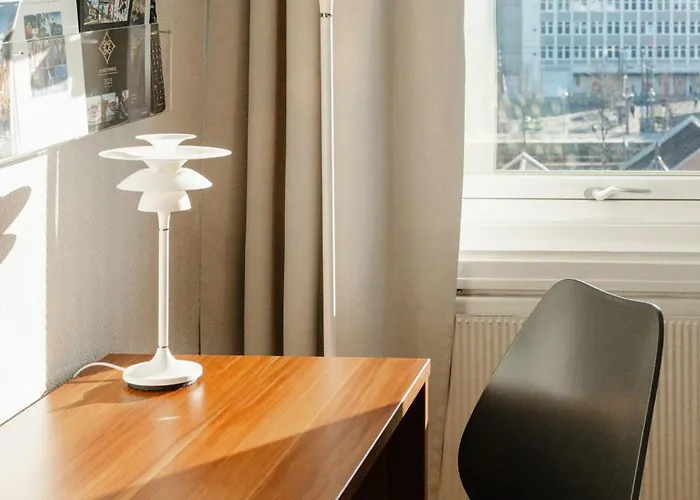 Sverre 4* סנדנס