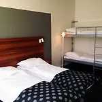 Western Sverre 4*