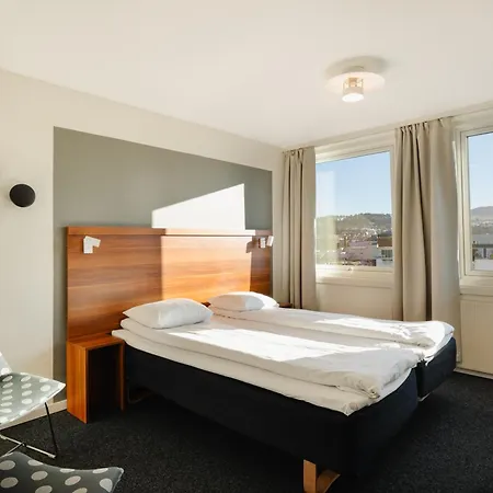 ホテル　スヴェール 4*