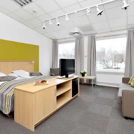 ホテル　スヴェール 4* サンネス