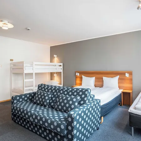 Western Sverre 4* ساندنيس
